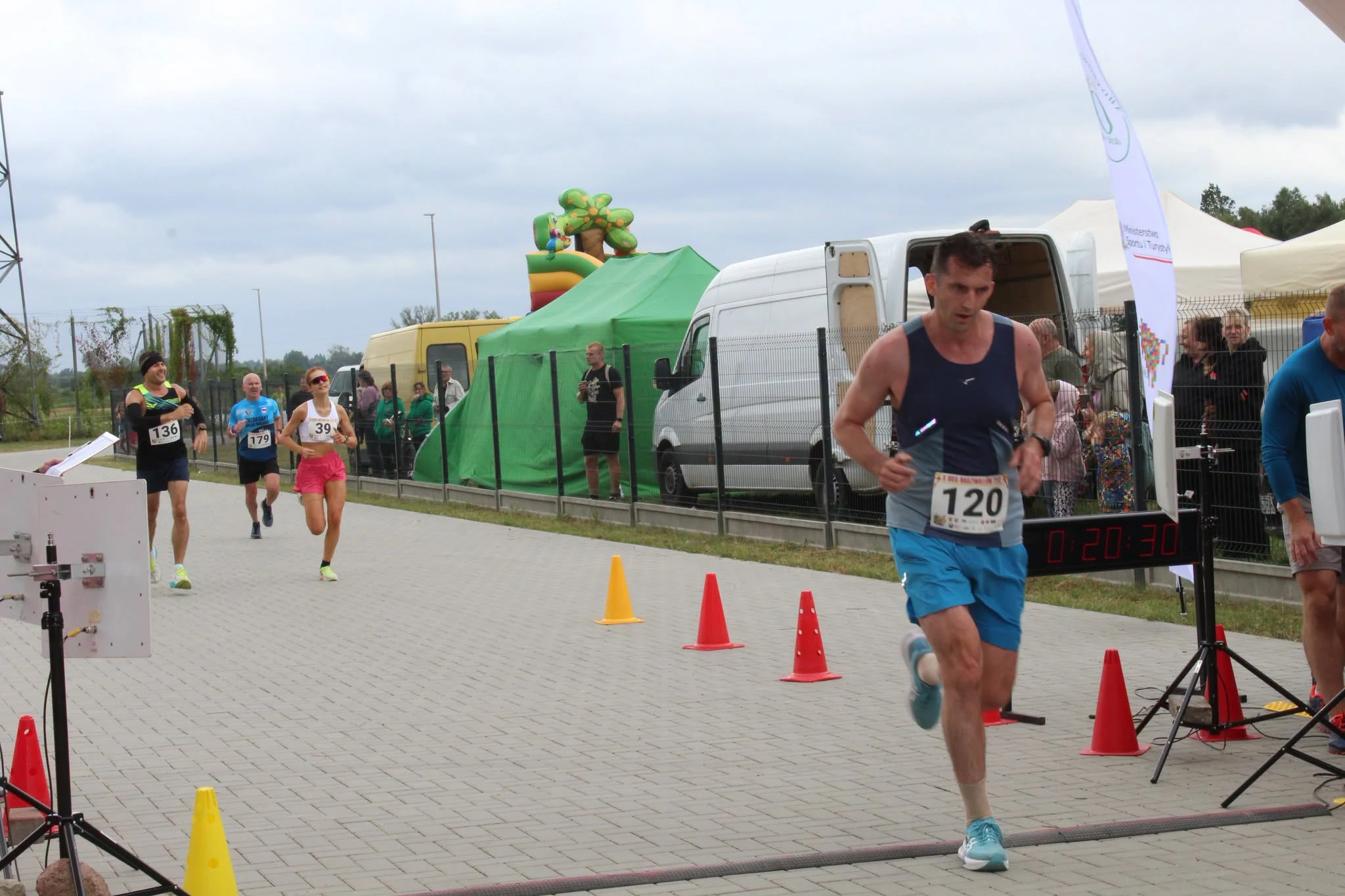 II Bieg Radziwiłłów w Knyszynie – fotorelacja cz. 6 — zdjęcie 12